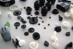 影響塑料制品收縮率的因素有哪些？